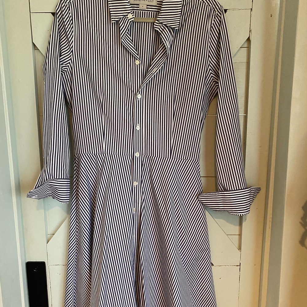Serina and Lilly Buttondown Dress size S